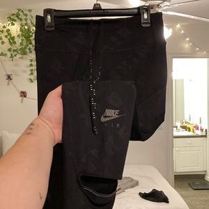 NIKE AIR LEGGINGS